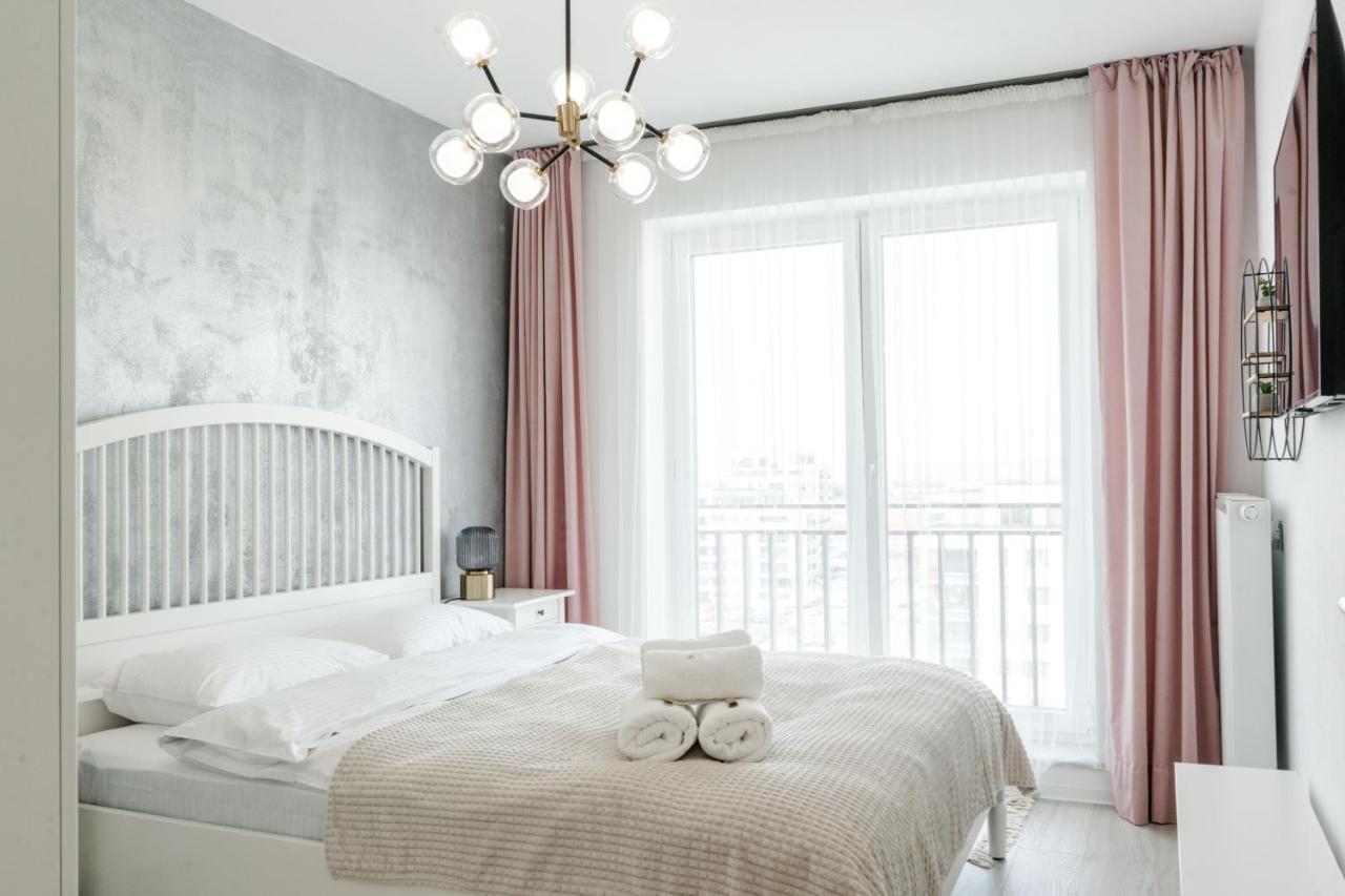 Apart B&V 701 Coresi - Luxury Mountain Haven Braşov Esterno foto